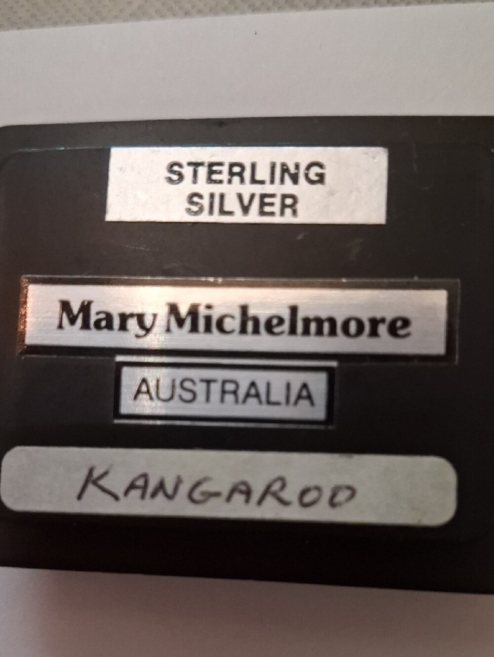 Sterling Silver Kangaroo Pin Brooch - Picture 2 of 4